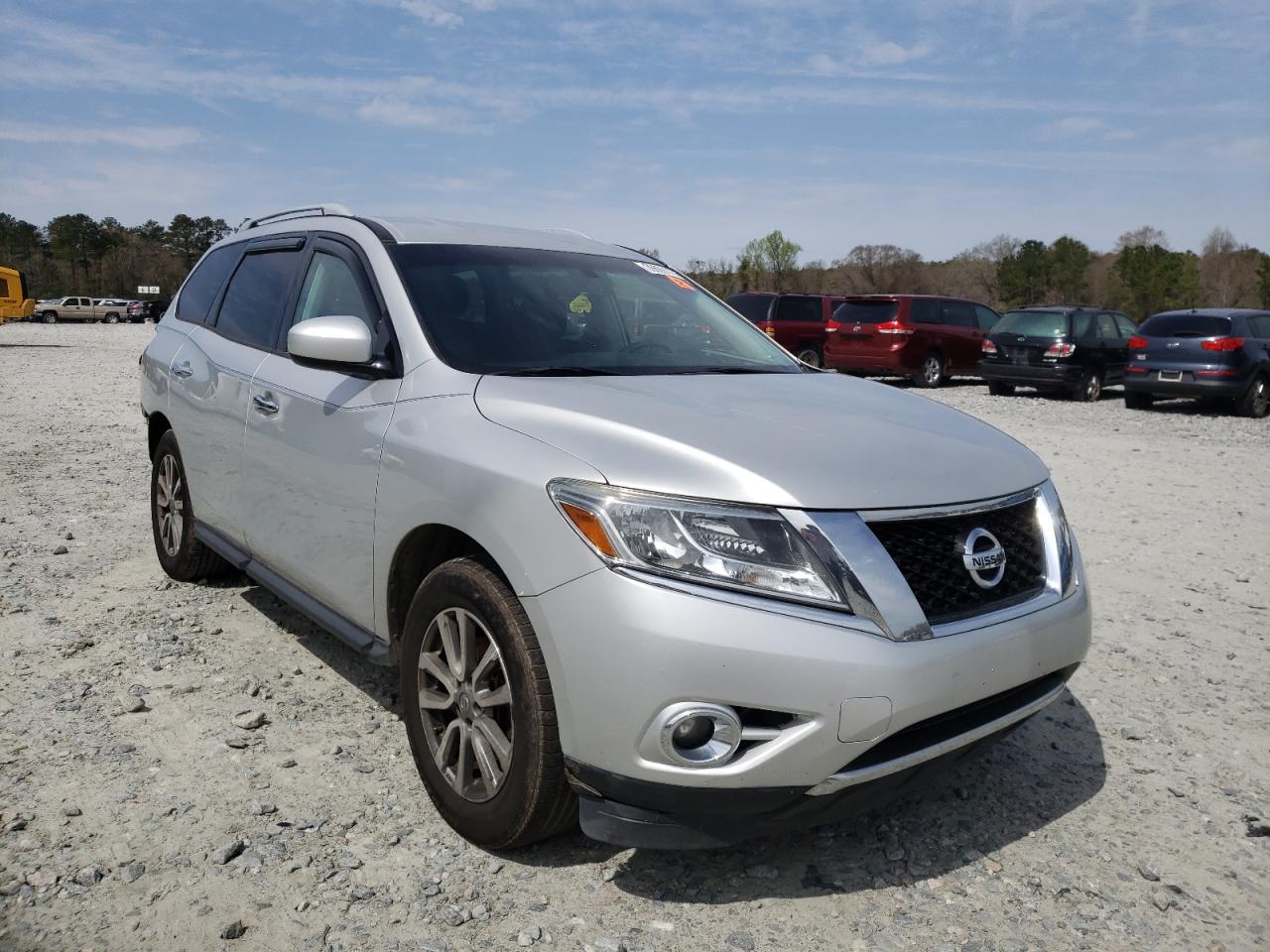 NISSAN PATHFINDER 2016 with VIN 5N1AR2MM6GC632802 - Photo from auction
