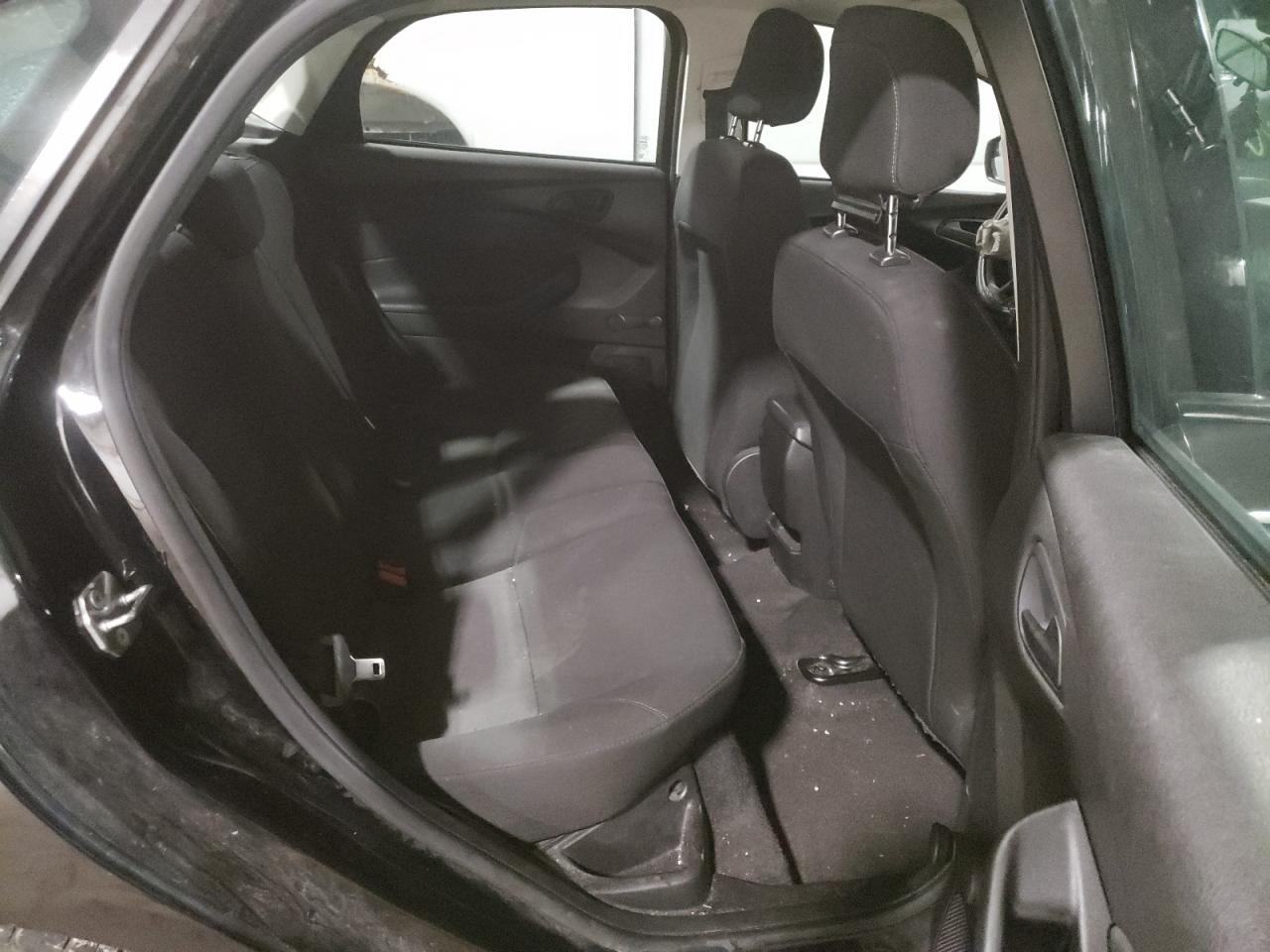 Photo 6 from auction – 2018 FORD FOCUS S with VIN 1FADP3E22JL202711