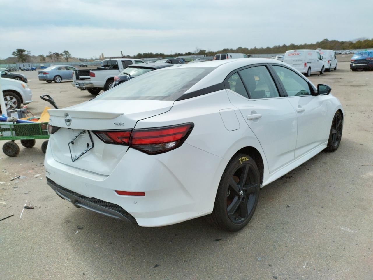 Photo 4 from auction – 2021 NISSAN SENTRA SR with VIN 3N1AB8DV2MY270185