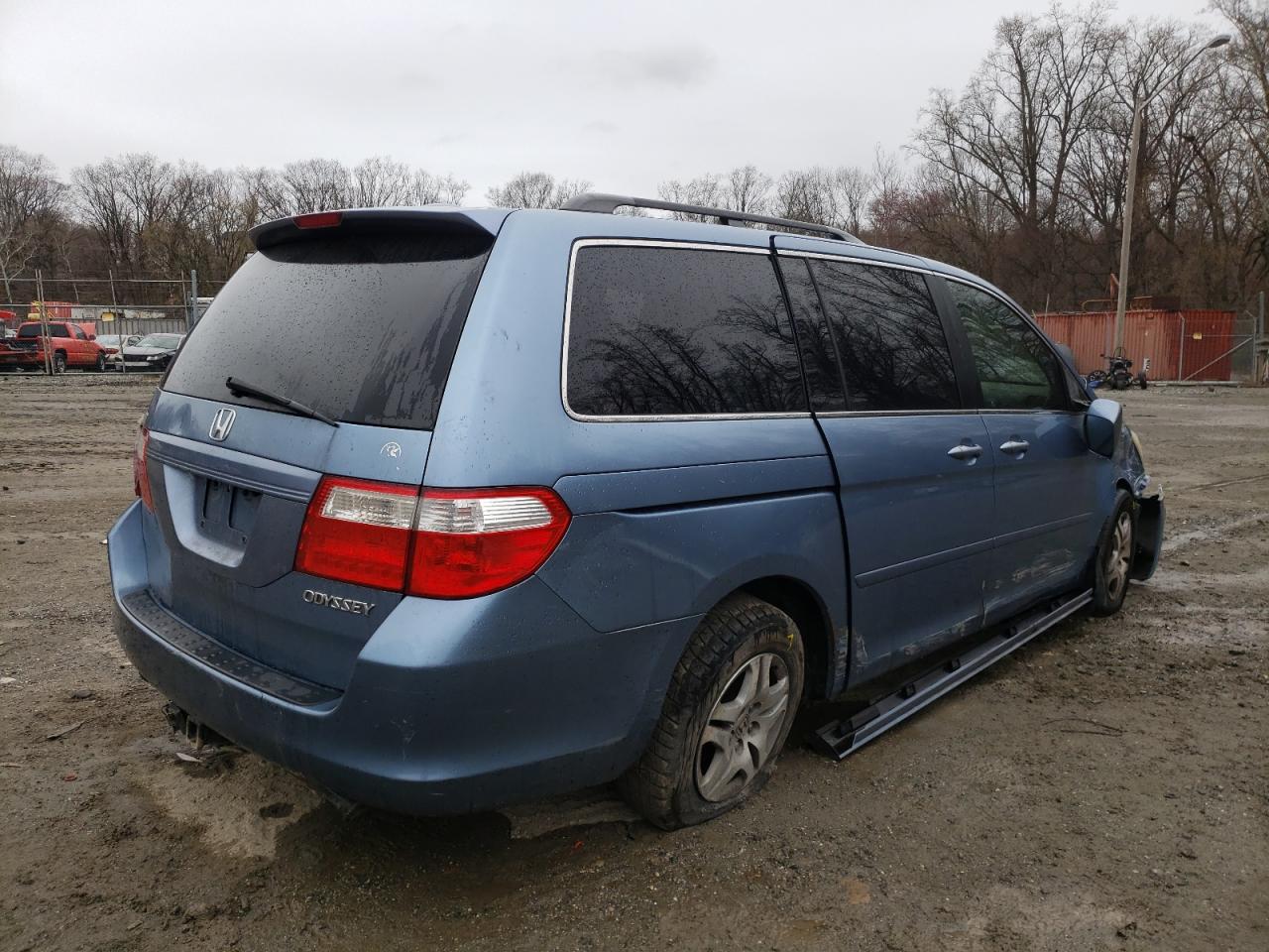 Photo 4 from auction – 2005 HONDA ODYSSEY EX with VIN 5FNRL387X5B098612