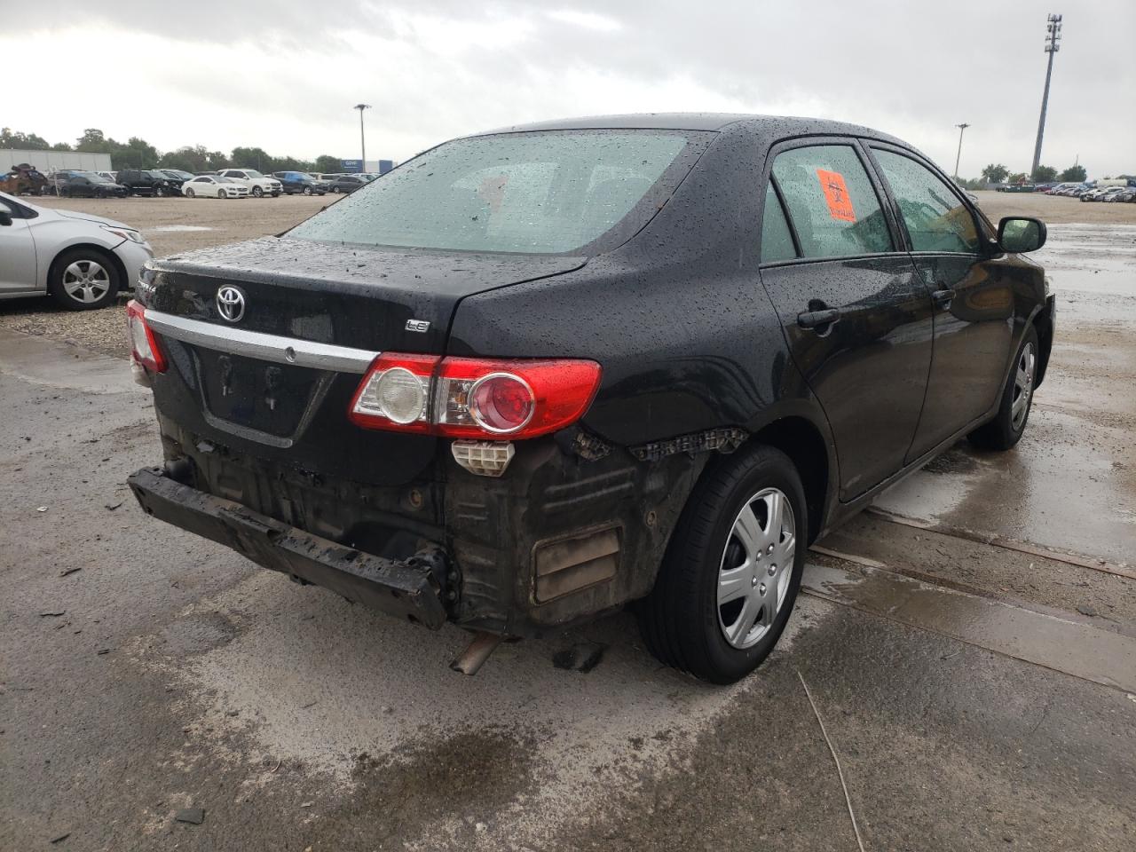 Photo 4 from auction – 2011 TOYOTA COROLLA with VIN 2T1BU4EE8BC601738