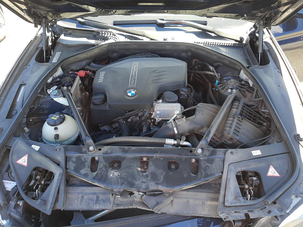 Photo 7 from auction – 2016 BMW 528 I with VIN WBA5A5C56GG349220
