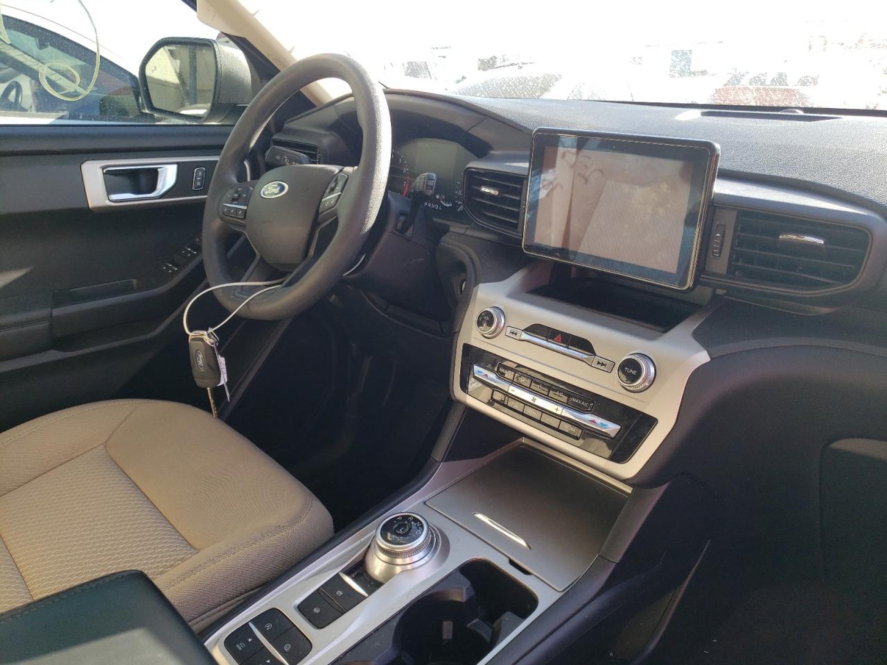 Photo 9 from auction – 2021 FORD EXPLORER with VIN 1FMSK7BH4MGB43332