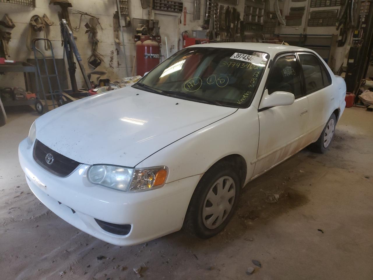 Photo 2 from auction – 2001 TOYOTA COROLLA CE with VIN 1NXBR12E01Z562239