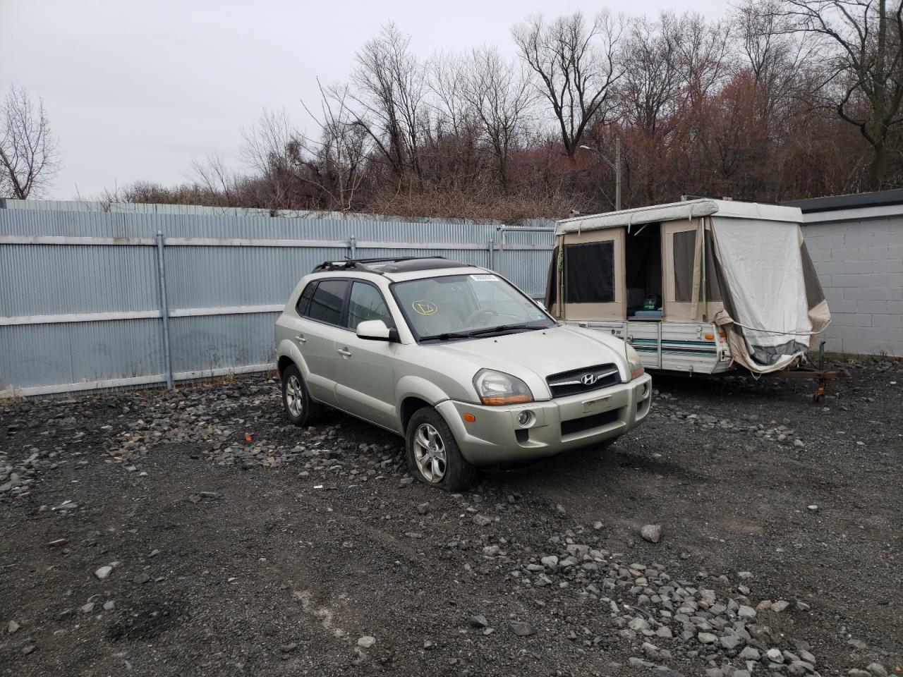 HYUNDAI TUCSON 2009 with VIN KM8JN72D79U970007 - Photo from auction