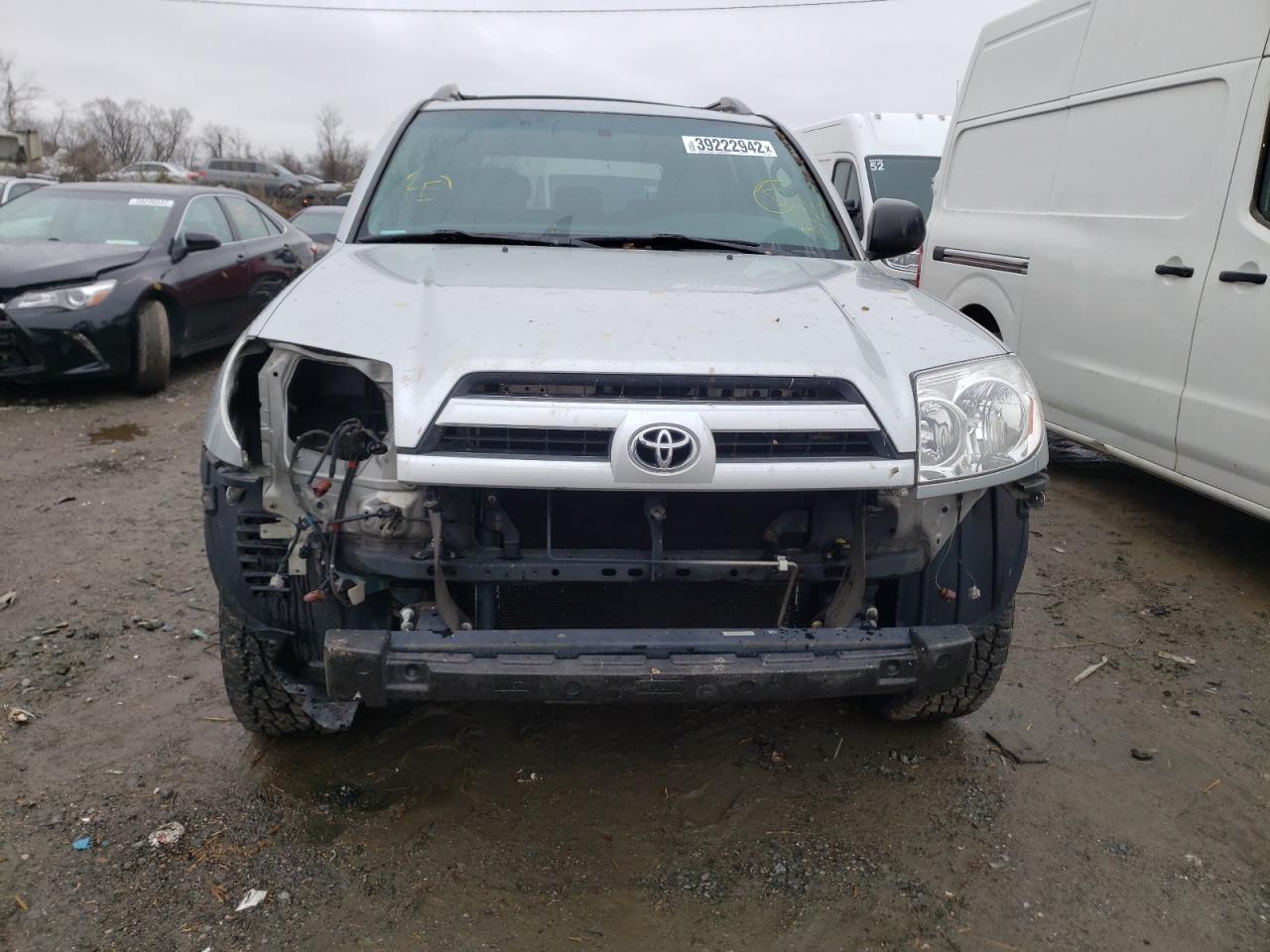 Photo 9 from auction – 2003 TOYOTA 4RUNNER SR with VIN JTEBU14R730020192