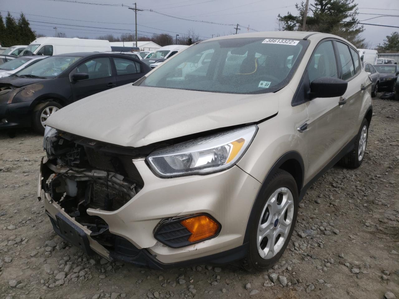 Foto 2 de la subasta – 2017 FORD ESCAPE S con VIN 1FMCU0F79HUC35681