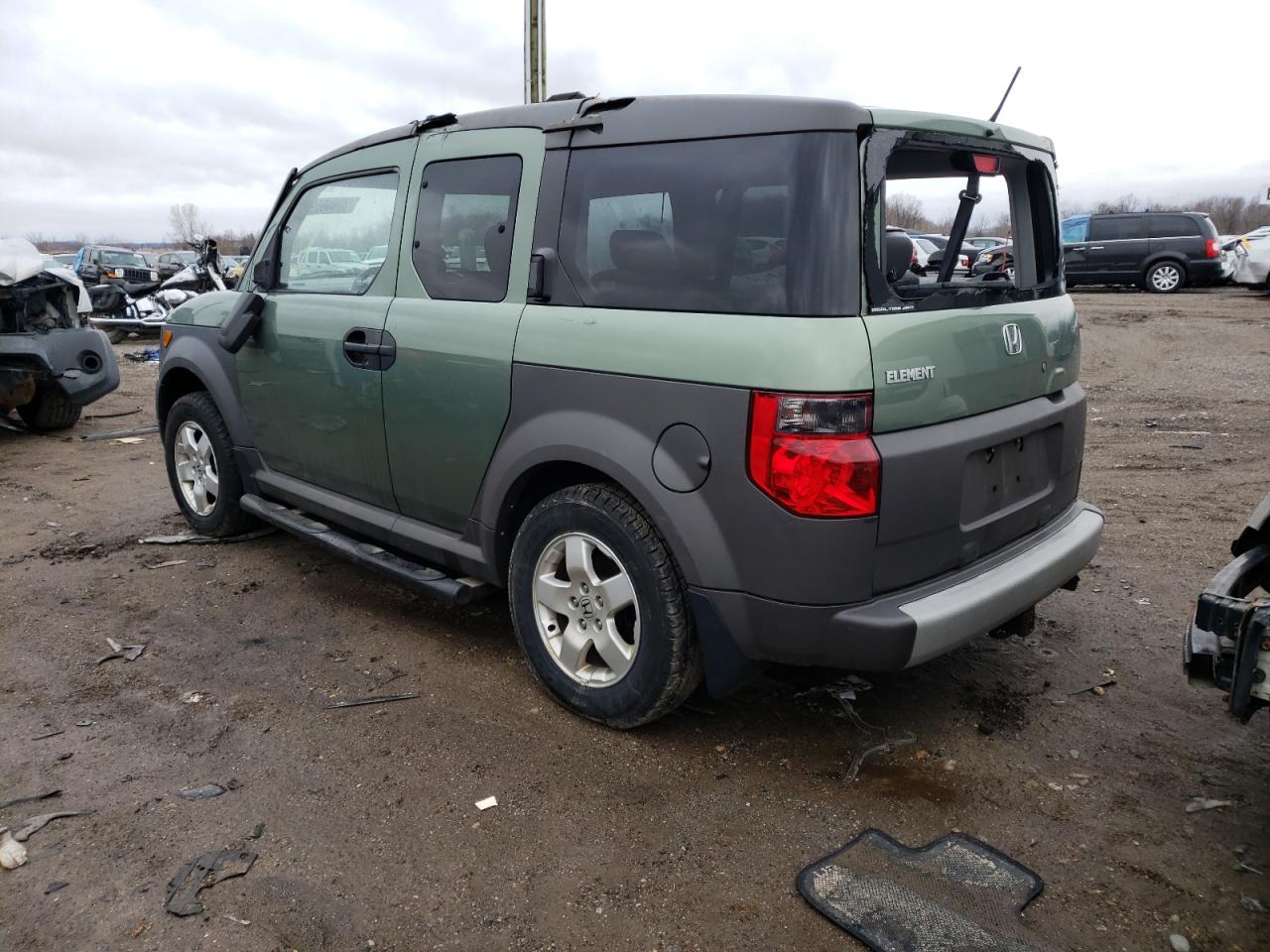 Photo 3 from auction – 2005 HONDA ELEMENT EX with VIN 5J6YH27635L025136