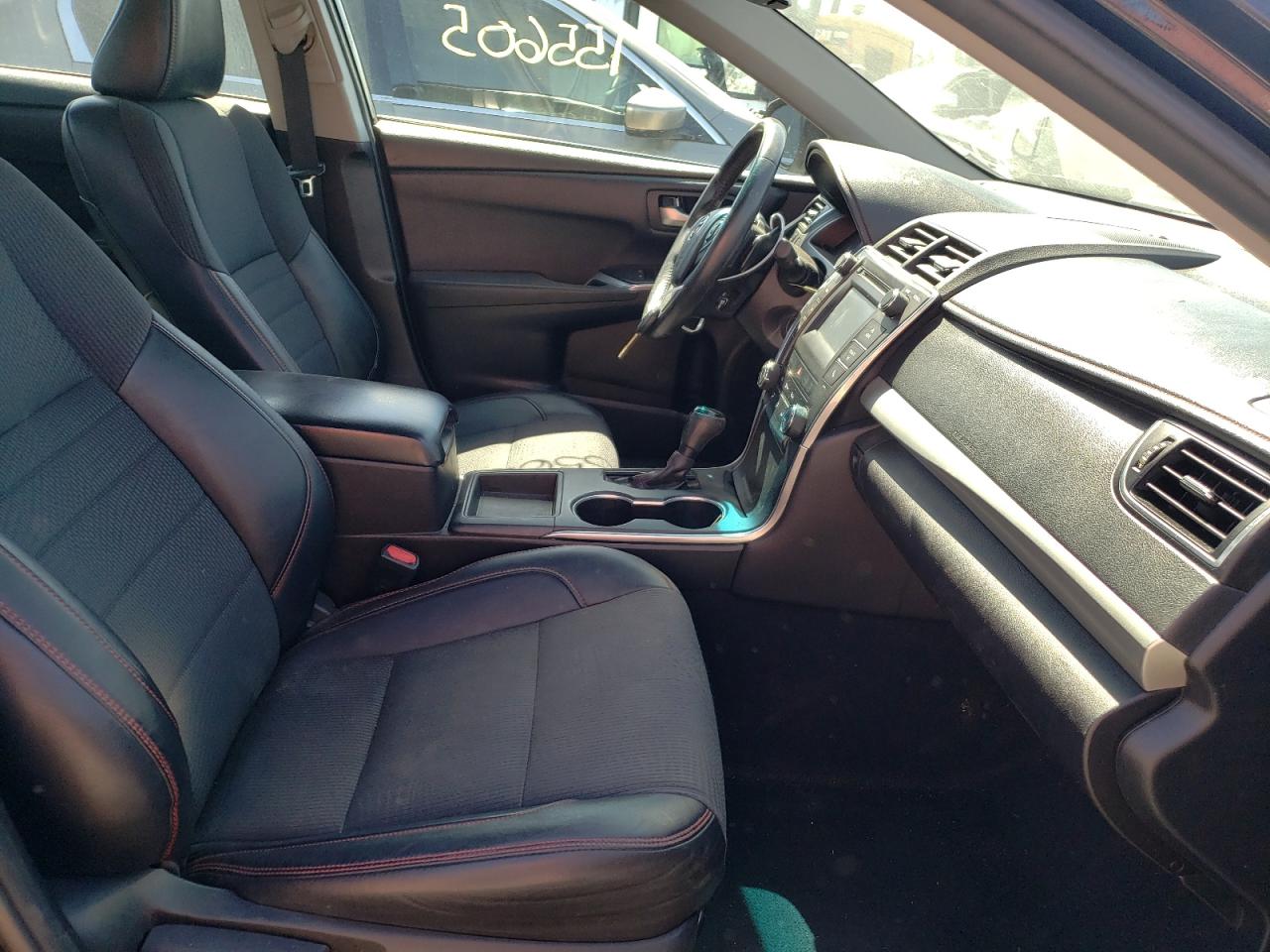 Photo 5 from auction – 2017 TOYOTA CAMRY LE with VIN 4T1BF1FK8HU675326