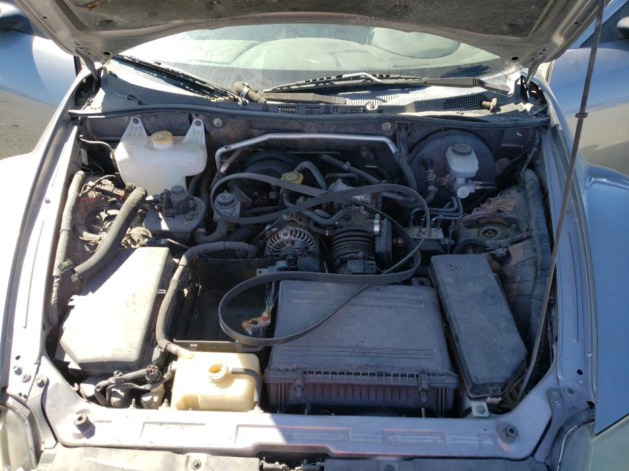 Photo 7 from auction – 2005 MAZDA RX8 with VIN JM1FE17N450158058