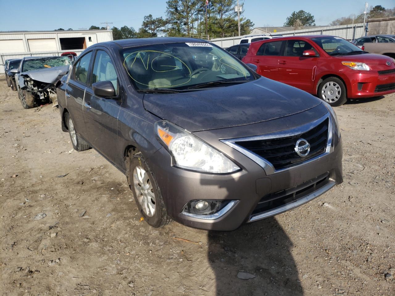 NISSAN VERSA S 2016 with VIN 3N1CN7AP1GL872786 - Photo from auction