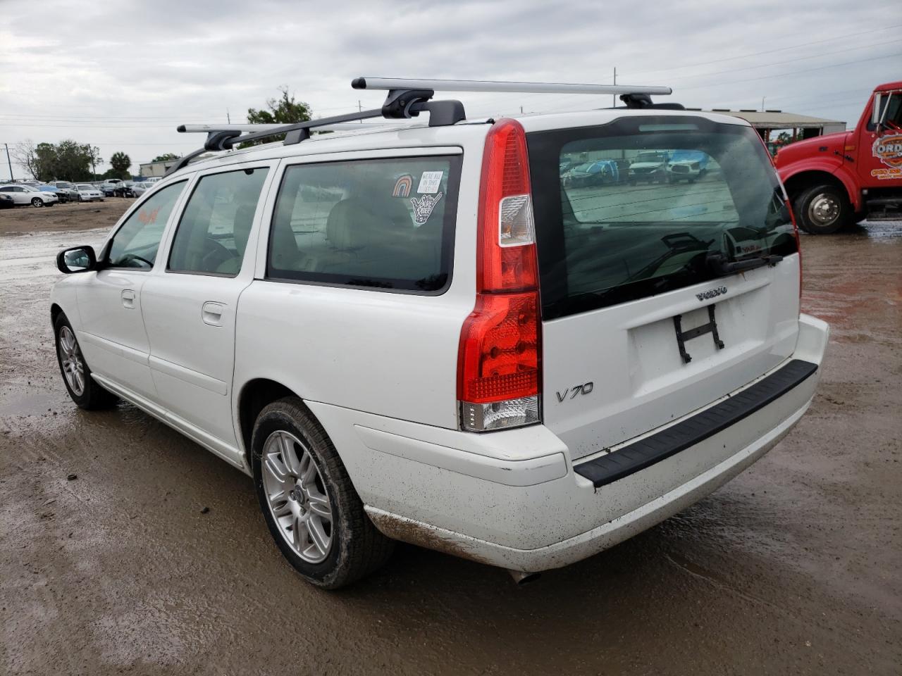 Photo 3 from auction – 2007 VOLVO V70 with VIN YV1SW612072645024