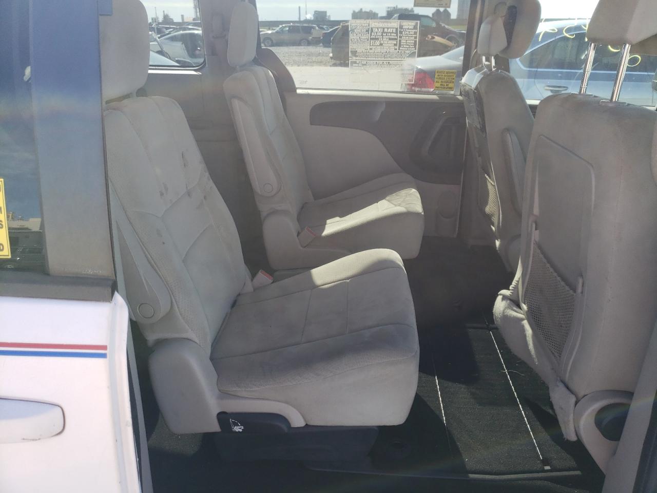 Photo 6 from auction – 2012 DODGE GRAND CARA with VIN 2C4RDGBG2CR257752