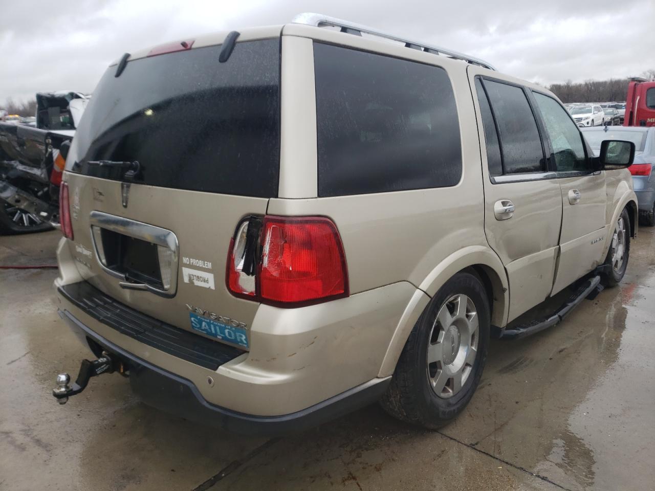 Photo 4 from auction – 2006 LINCOLN NAVIGATOR with VIN 5LMFU285X6LJ03274