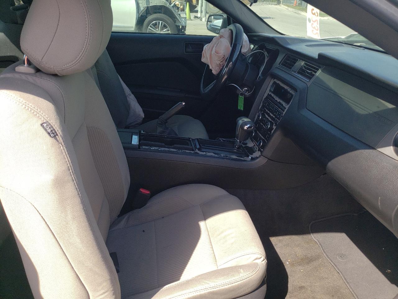 Photo 5 from auction – 2012 FORD MUSTANG with VIN 1ZVBP8AM9C5280798