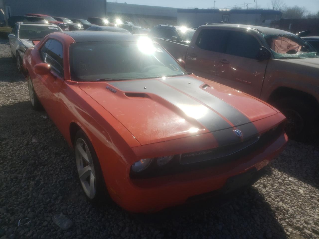 DODGE CHALLENGER 2009 with VIN 2B3LJ74W79H543423 - Photo from auction
