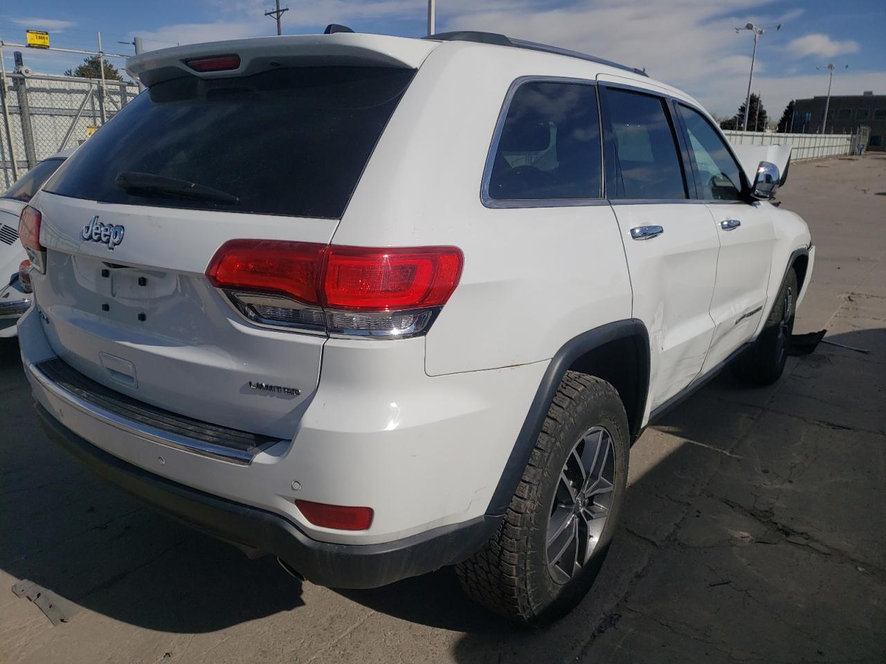 Photo 4 from auction – 2018 JEEP GRAND CHER with VIN 1C4RJFBG0JC204413