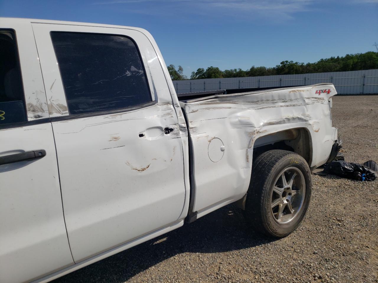 Photo 9 from auction – 2016 CHEVROLET SILVERADO with VIN 1GCVKNECXGZ313028