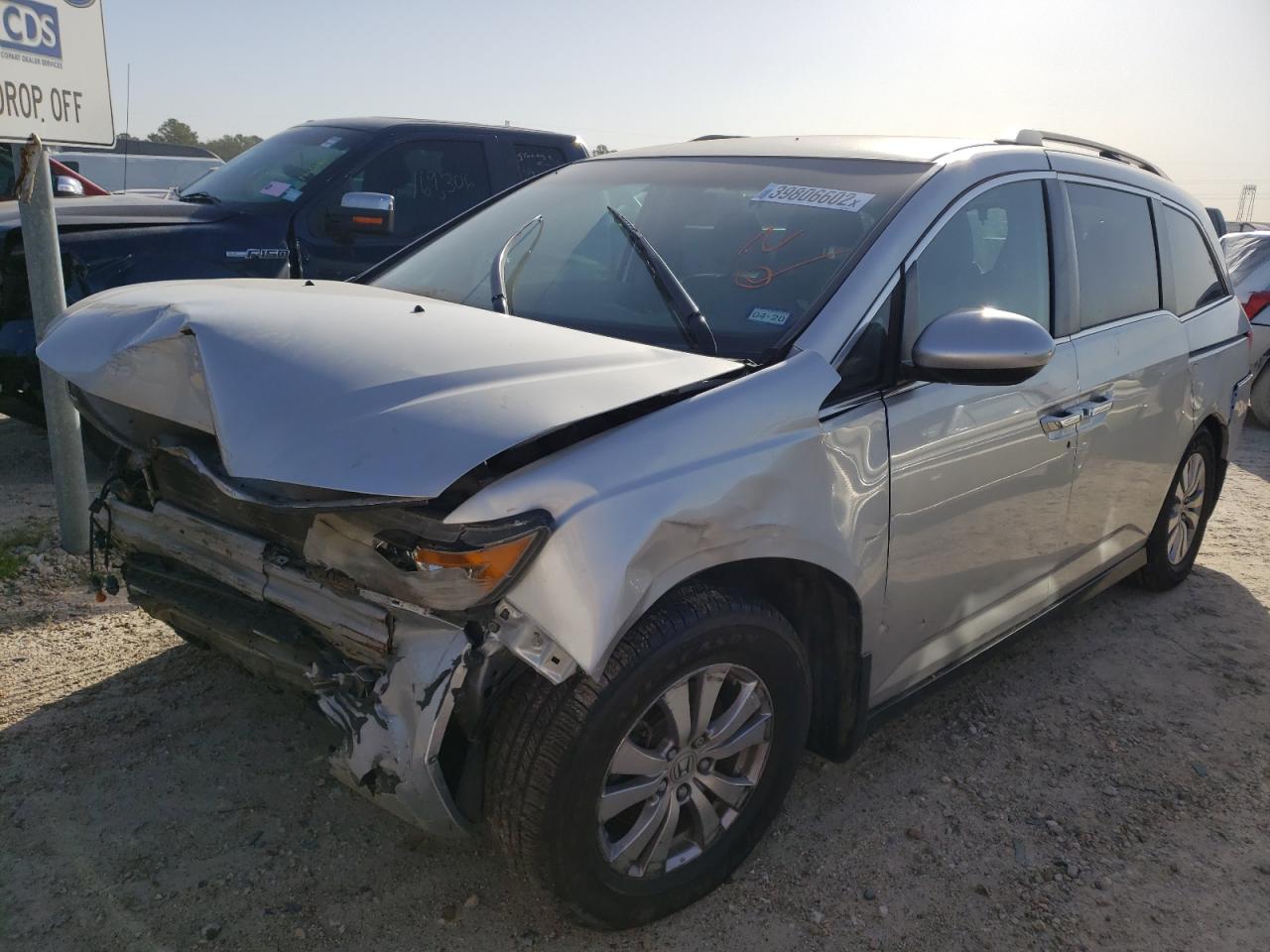 Photo 2 from auction – 2014 HONDA ODYSSEY EX with VIN 5FNRL5H42EB062639