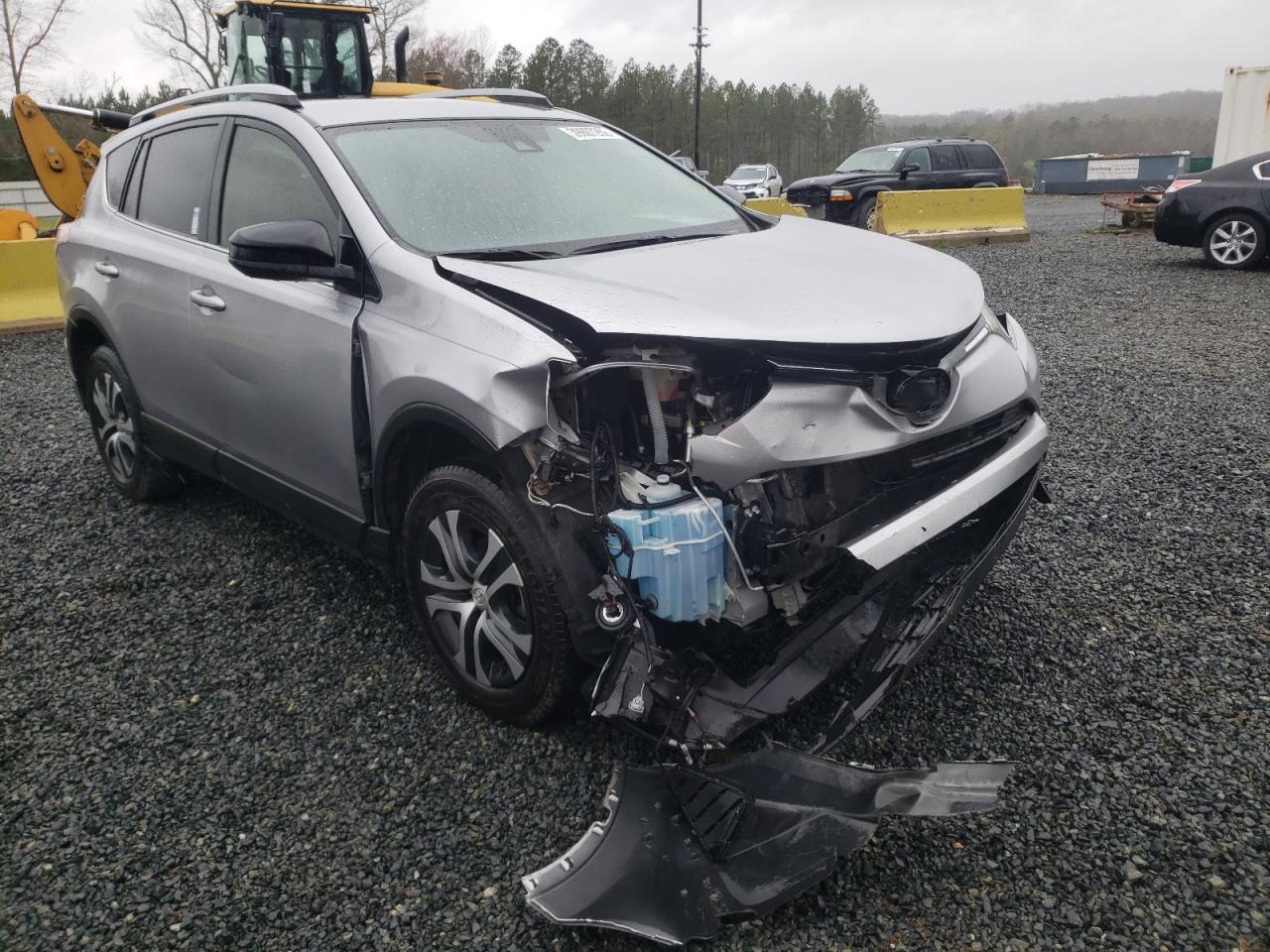 Photo 1 from auction – 2018 TOYOTA RAV4 LE with VIN JTMZFREV1JD122083