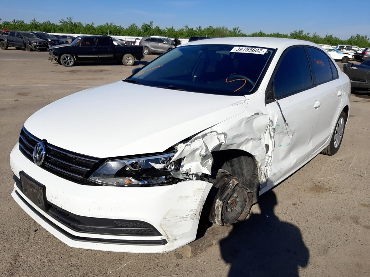 Photo 2 from auction – 2015 VOLKSWAGEN JETTA BASE with VIN 3VW1K7AJ0FM317830