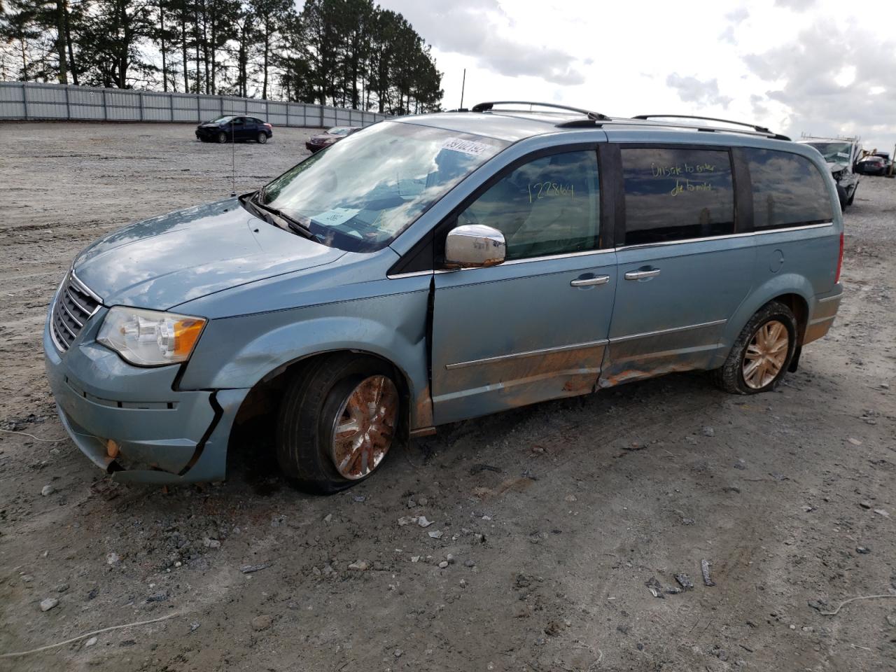 Photo 9 from auction – 2010 CHRYSLER TOWN & COU with VIN 2A4RR6DX0AR250573