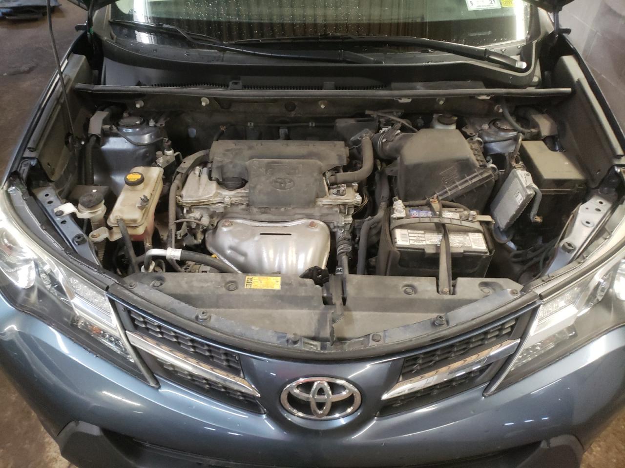 Photo 7 from auction – 2014 TOYOTA RAV4 LE with VIN JTMBFREV3E5029275
