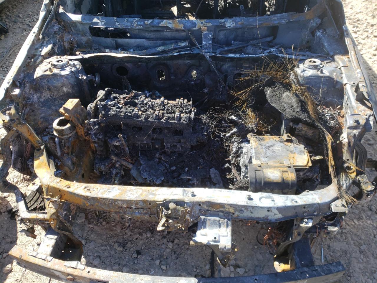 Photo 7 from auction – 2012 HYUNDAI SONATA HYB with VIN KMHEC4A47CA036123