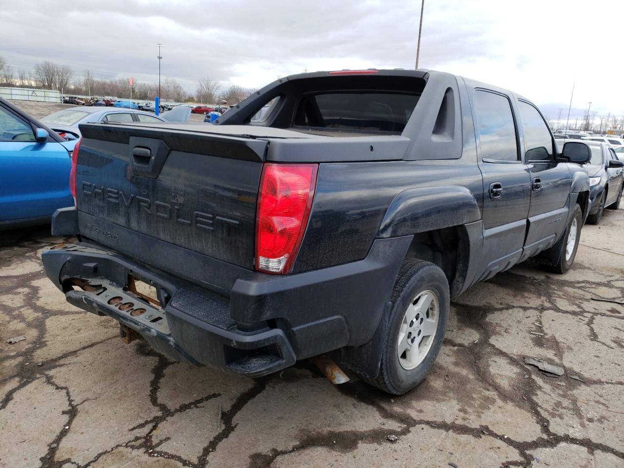 Photo 4 from auction – 2002 CHEVROLET AVALANCHE with VIN 3GNEK13T72G100713