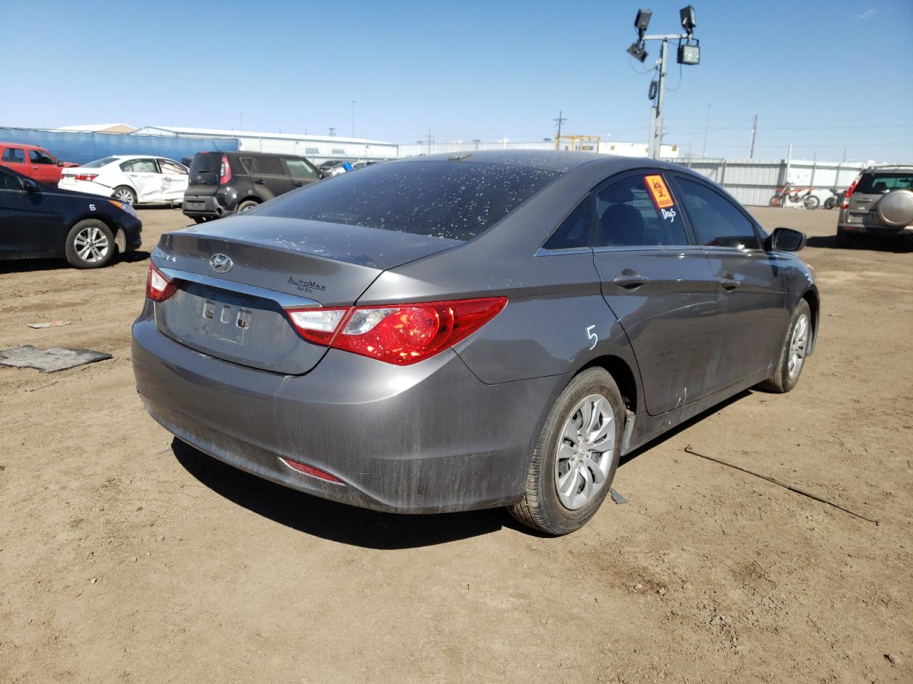 Photo 4 from auction – 2013 HYUNDAI SONATA with VIN 5NPEB4ACXDH573559