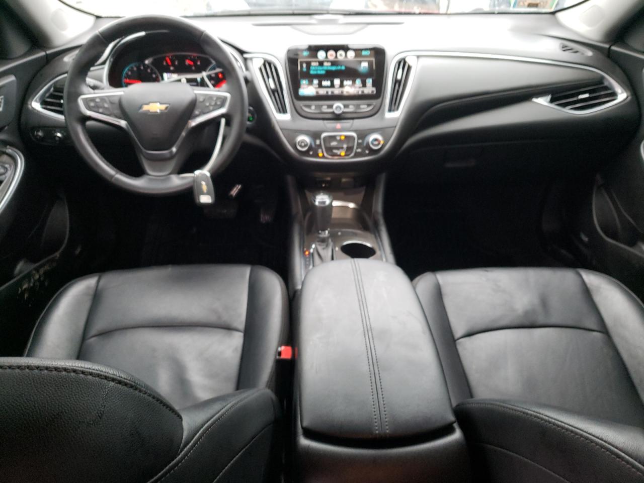 Photo 9 from auction – 2018 CHEVROLET MALIBU LT with VIN 1G1ZD5ST0JF210928