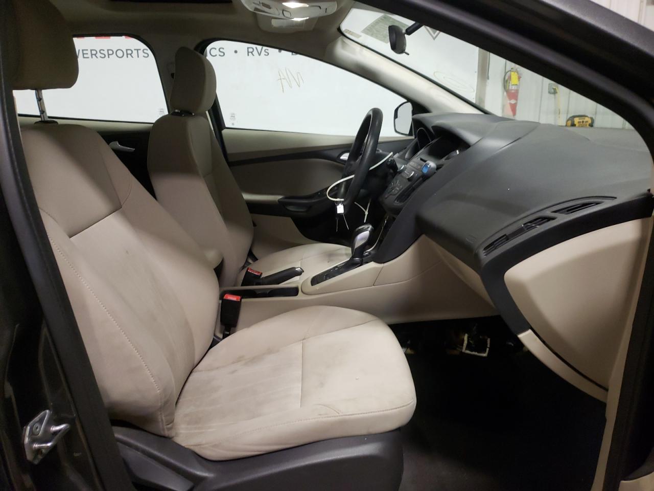 Photo 5 from auction – 2015 FORD FOCUS SE with VIN 1FADP3K26FL357404