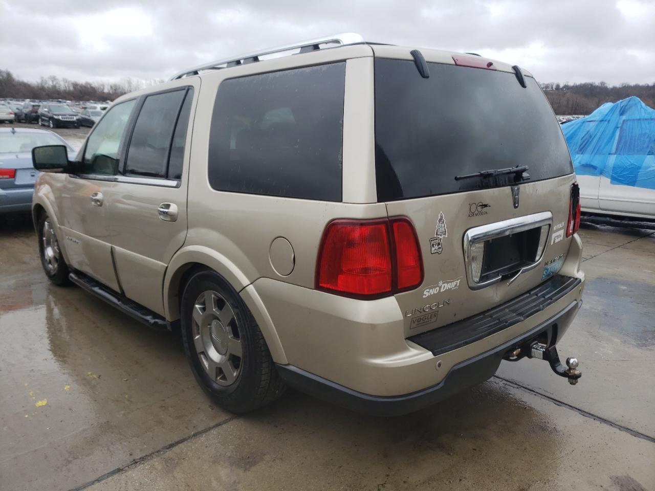 Photo 3 from auction – 2006 LINCOLN NAVIGATOR with VIN 5LMFU285X6LJ03274