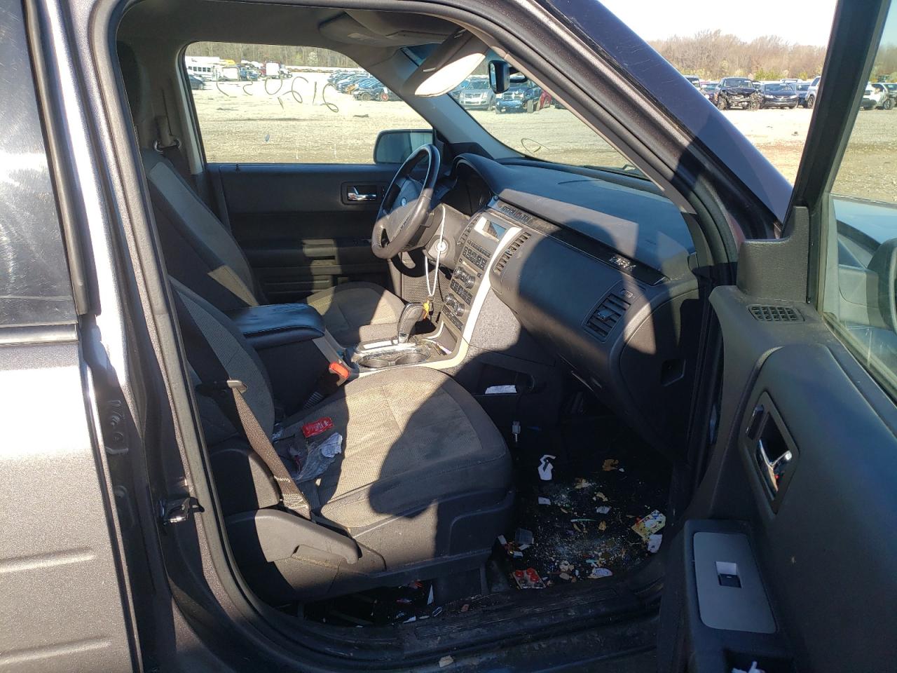 Photo 5 from auction – 2010 FORD FLEX SE with VIN 2FMGK5BC1ABB14615