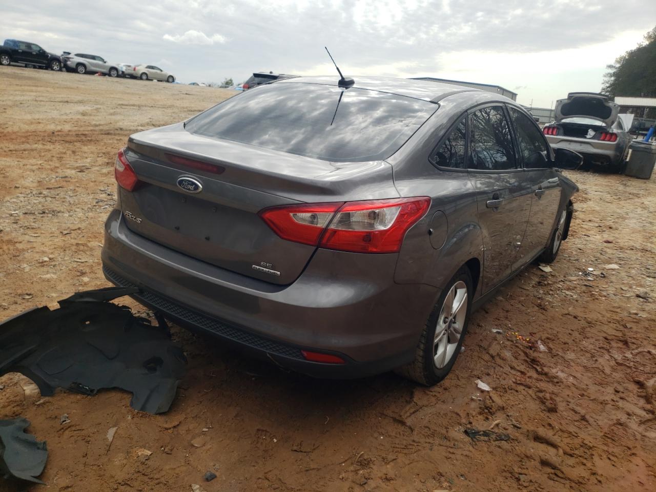 Фото 4 с аукциона – 2014 FORD FOCUS SE с VIN 1FADP3F27EL171444