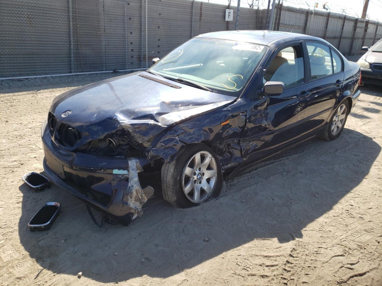 Photo 2 from auction – 2003 BMW 325 I with VIN WBAET37423NJ22581