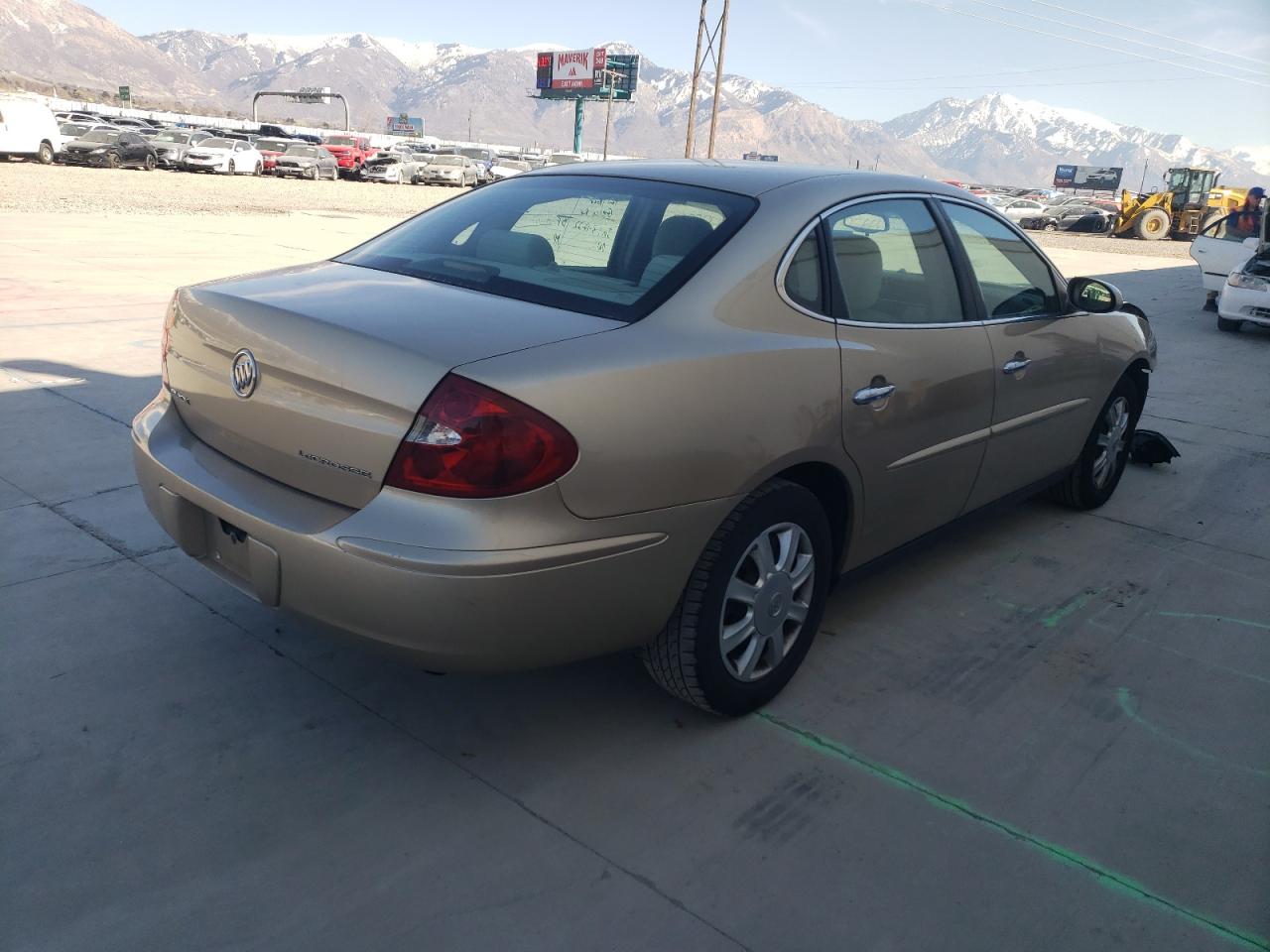 Photo 4 from auction – 2005 BUICK LACROSSE C with VIN 2G4WC532151242962