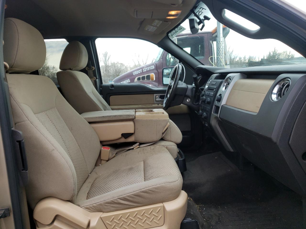 Zdjęcie 5 z aukcji – 2011 FORD F150 SUPER z VIN 1FTFX1ET9BFD24725