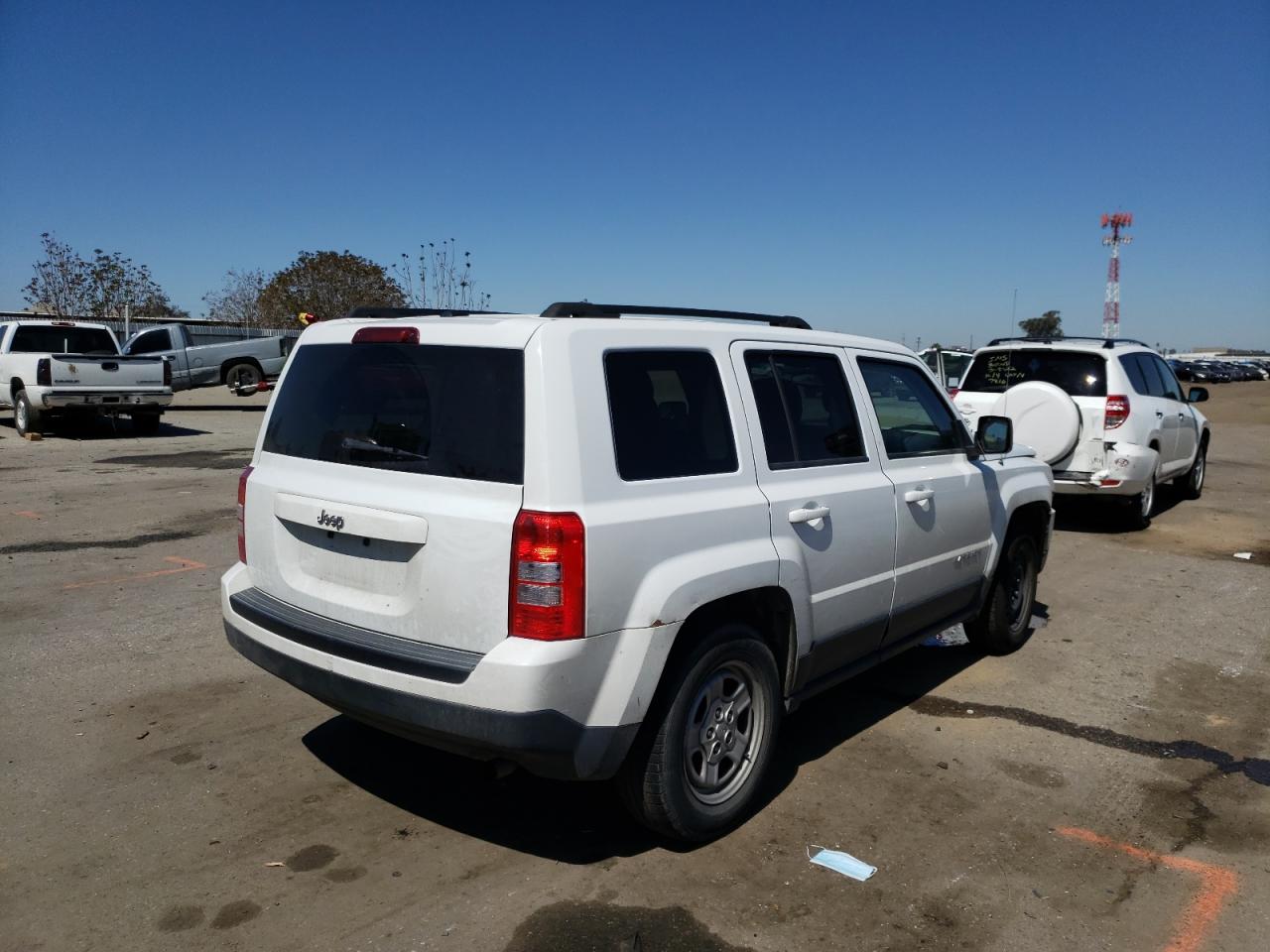 Photo 4 from auction – 2016 JEEP PATRIOT SP with VIN 1C4NJPBB9GD703531