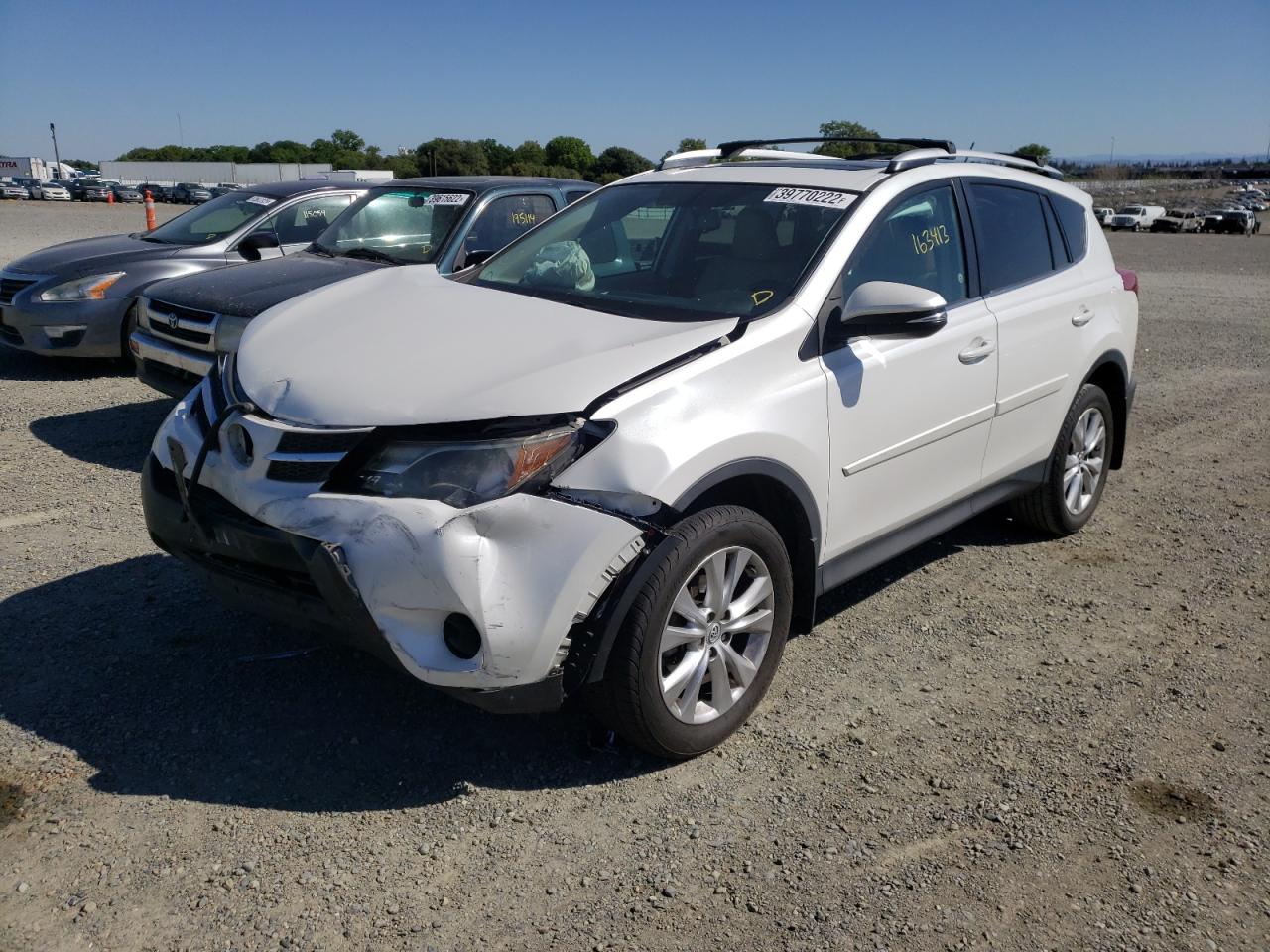 Photo 2 from auction – 2013 TOYOTA RAV4 LIMIT with VIN 2T3YFREV0DW027145