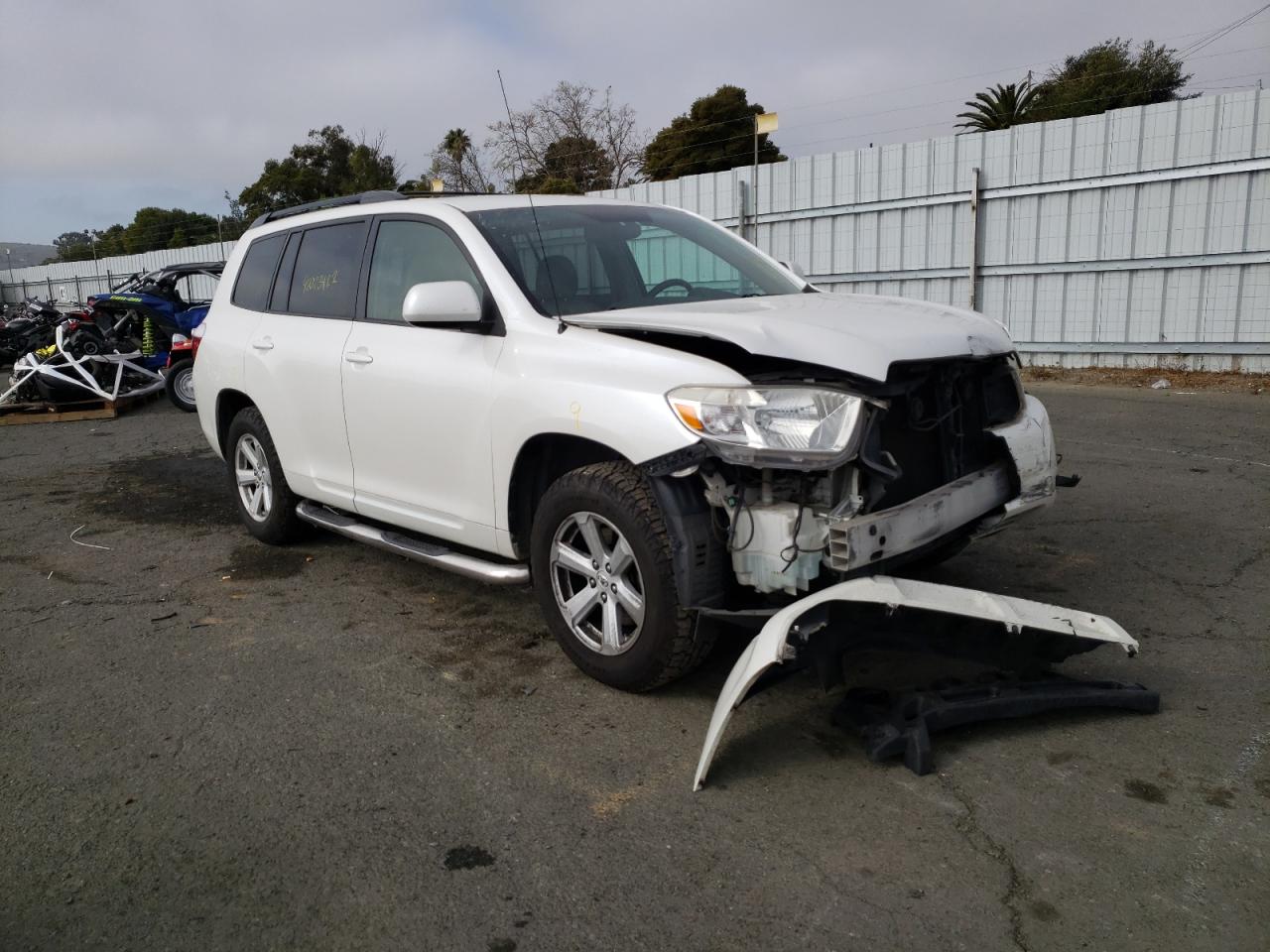 Photo 1 from auction – 2010 TOYOTA HIGHLANDER with VIN 5TDZK3EH1AS019379