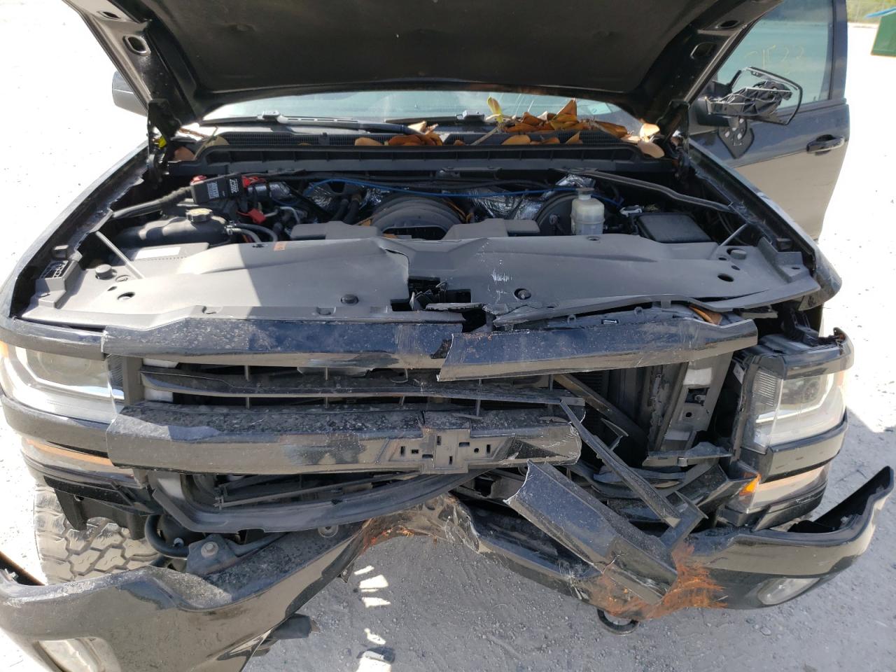Photo 7 from auction – 2017 CHEVROLET SILVERADO with VIN 3GCUKREC7HG113941