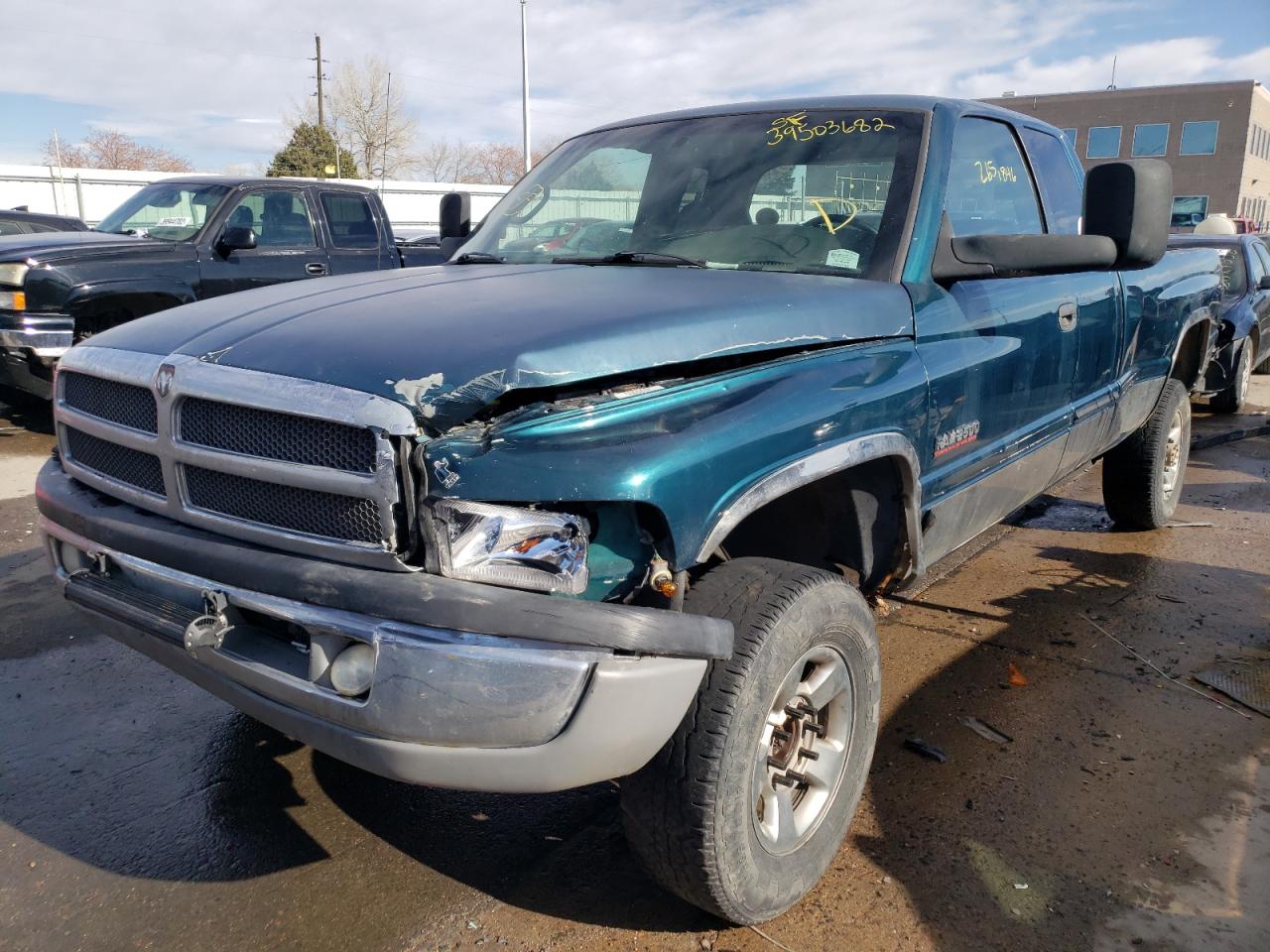 Photo 2 from auction – 1999 DODGE RAM 2500 with VIN 3B7KF2361XG208834