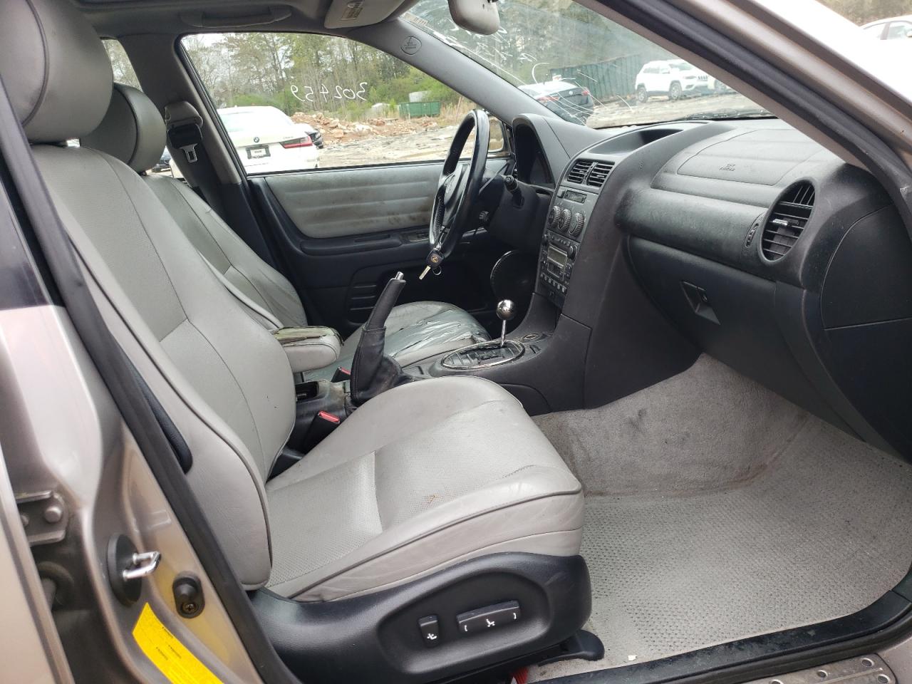 Photo 5 from auction – 2003 LEXUS IS 300 with VIN JTHBD192530079210