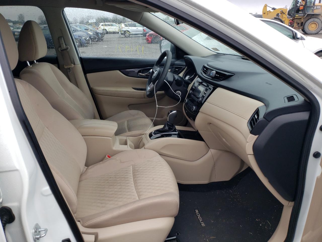 Photo 5 from auction – 2017 NISSAN ROGUE S with VIN KNMAT2MT8HP582315
