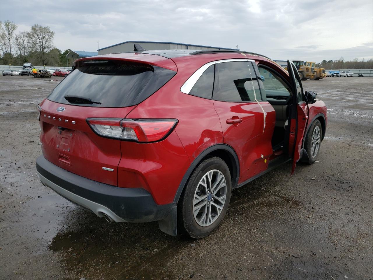 Photo 4 from auction – 2020 FORD ESCAPE SEL with VIN 1FMCU0H6XLUA22073
