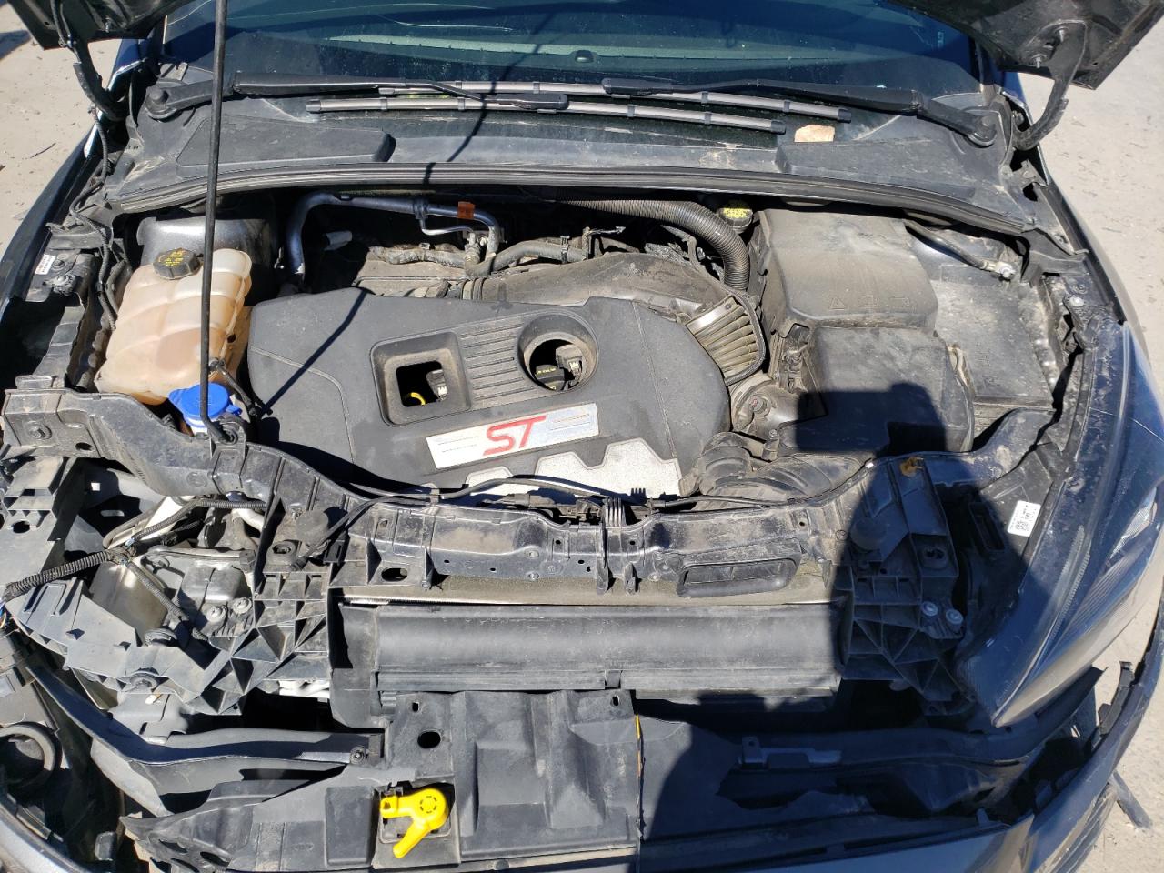 Photo 7 from auction – 2018 FORD FOCUS ST with VIN 1FADP3L99JL304135