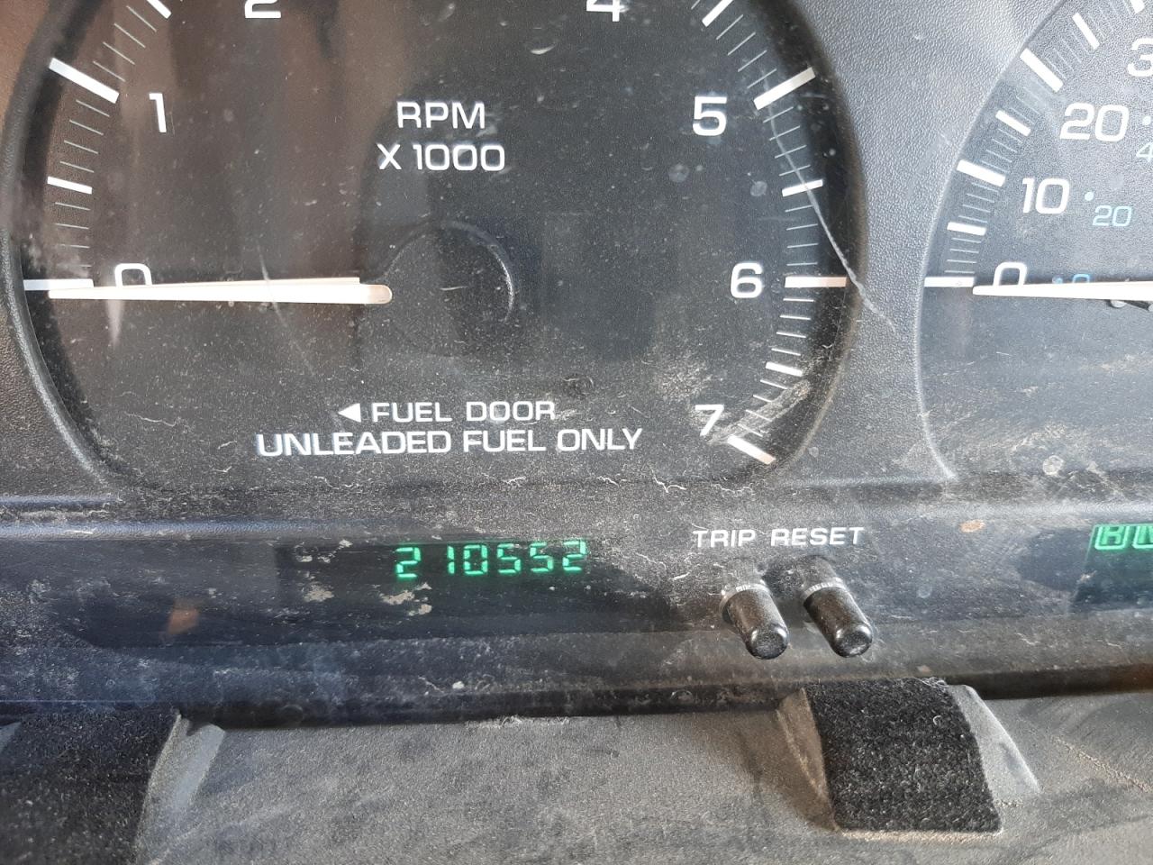Photo 8 from auction – 1999 DODGE GRAND CARA with VIN 2B4GP44R7XR311559