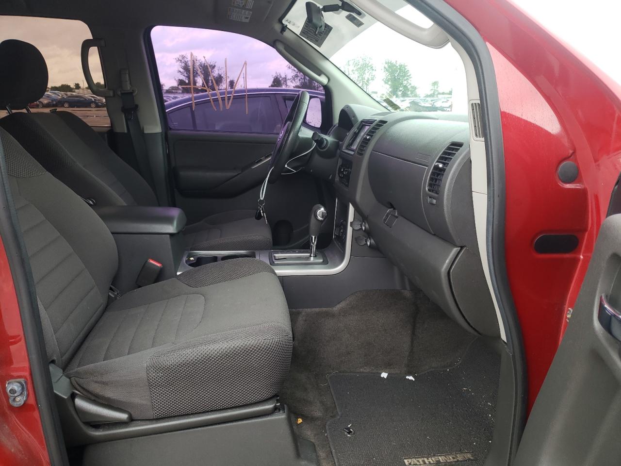 Photo 5 from auction – 2012 NISSAN PATHFINDER with VIN 5N1AR1NB8CC606221