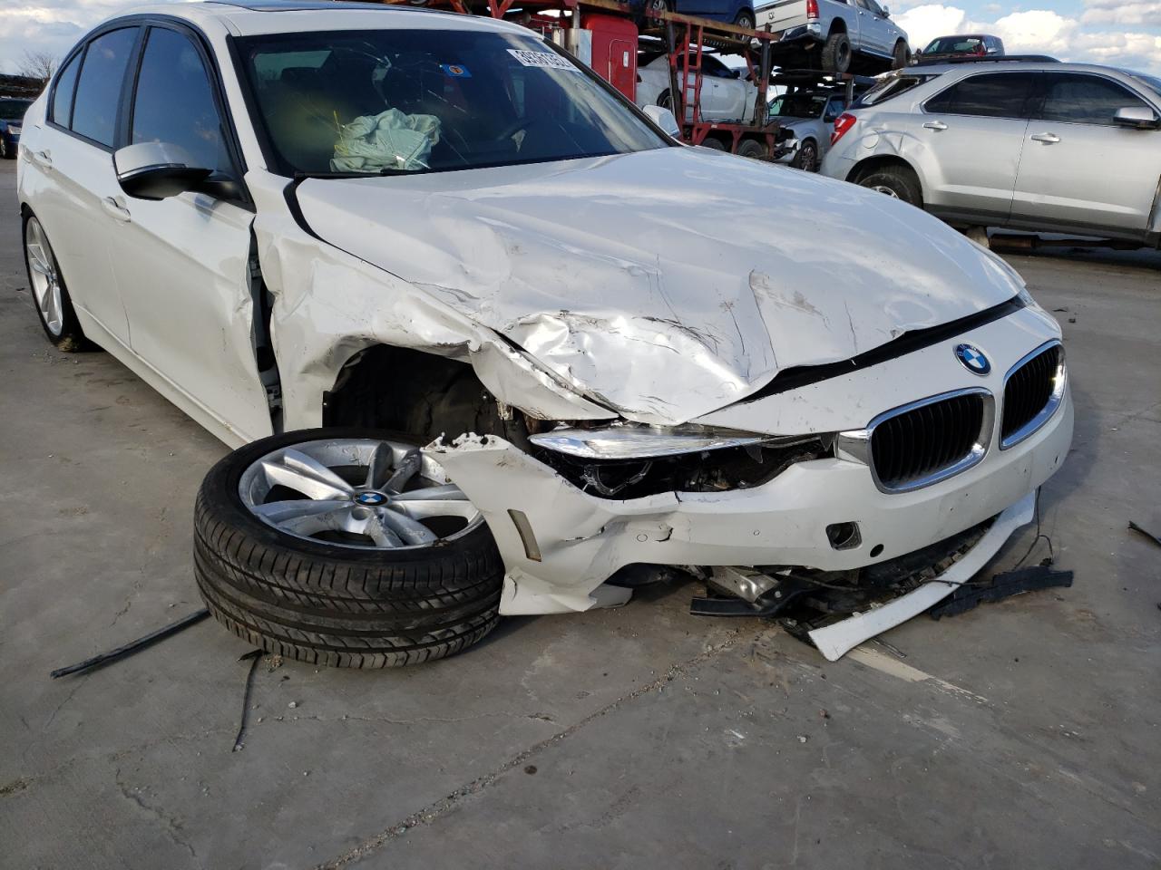 BMW 320 I 2018 with VIN WBA8E1G55JNU92523 - Photo from auction